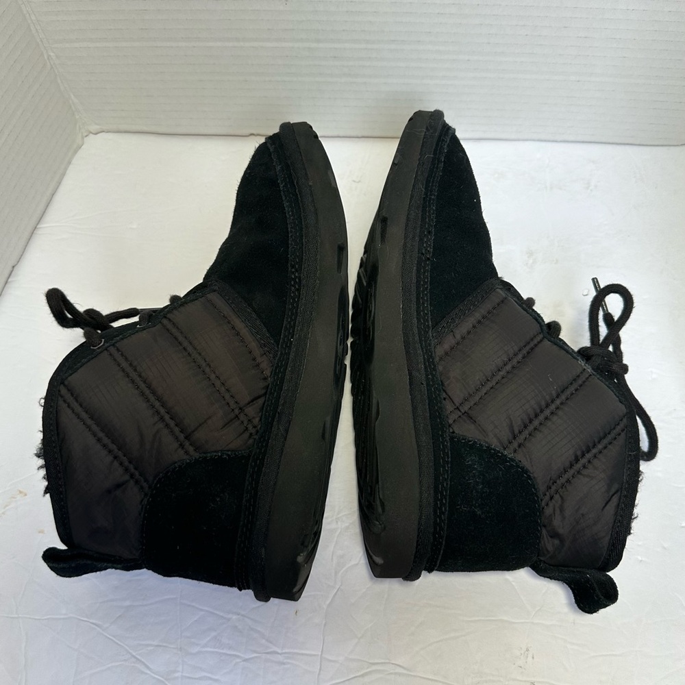 UGG Women’s Black Suede Lace-Up Ankle Neumel II Chukka Boots- Size 6 - Picture 6 of 11